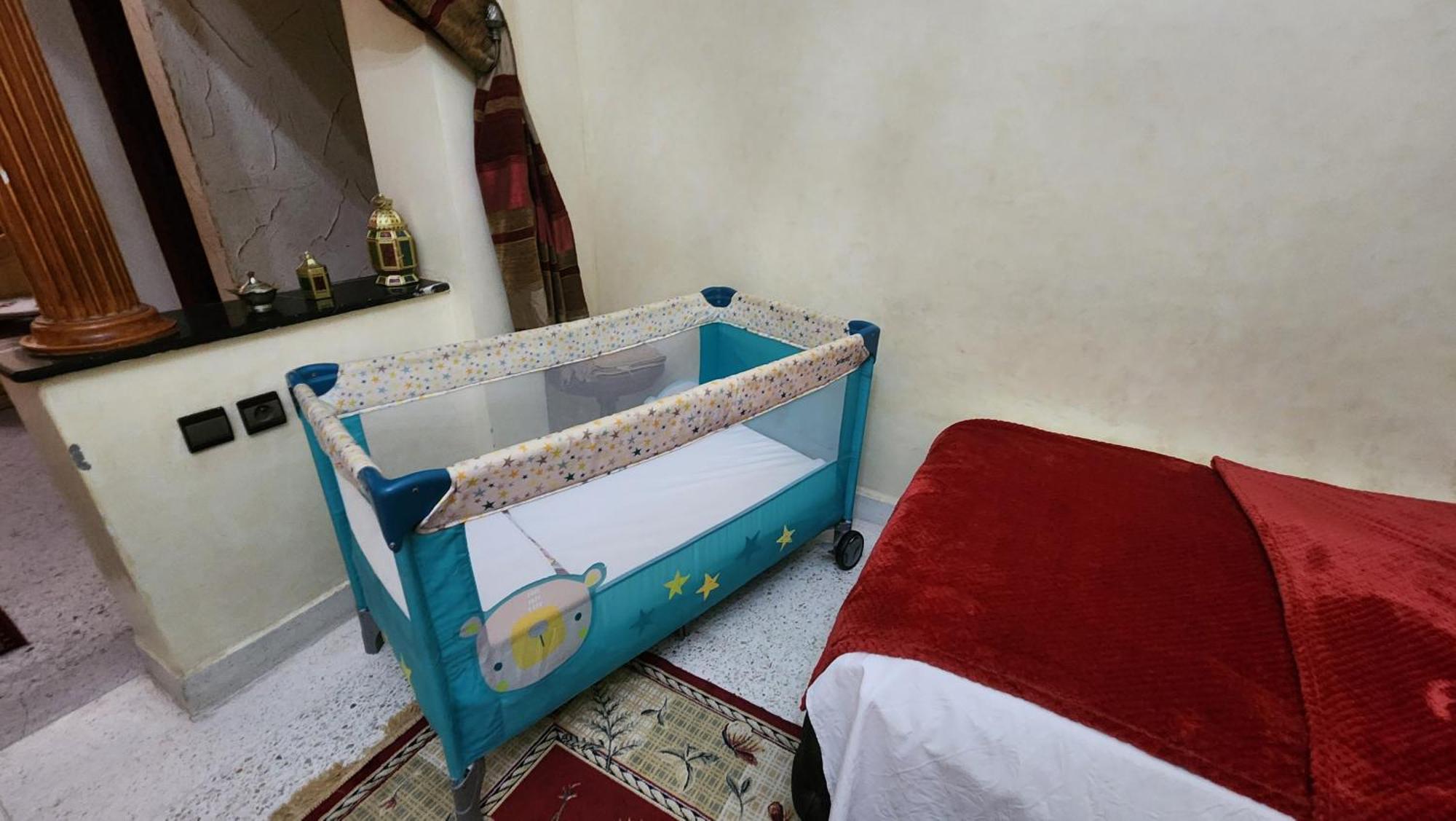 Appartement Riad 5Min A Pied De L'Aeroport Marrakesh Exteriör bild