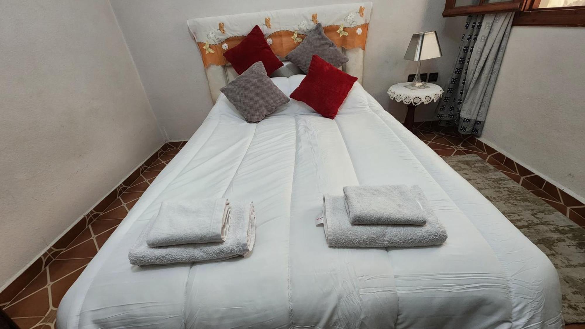 Appartement Riad 5Min A Pied De L'Aeroport Marrakesh Exteriör bild