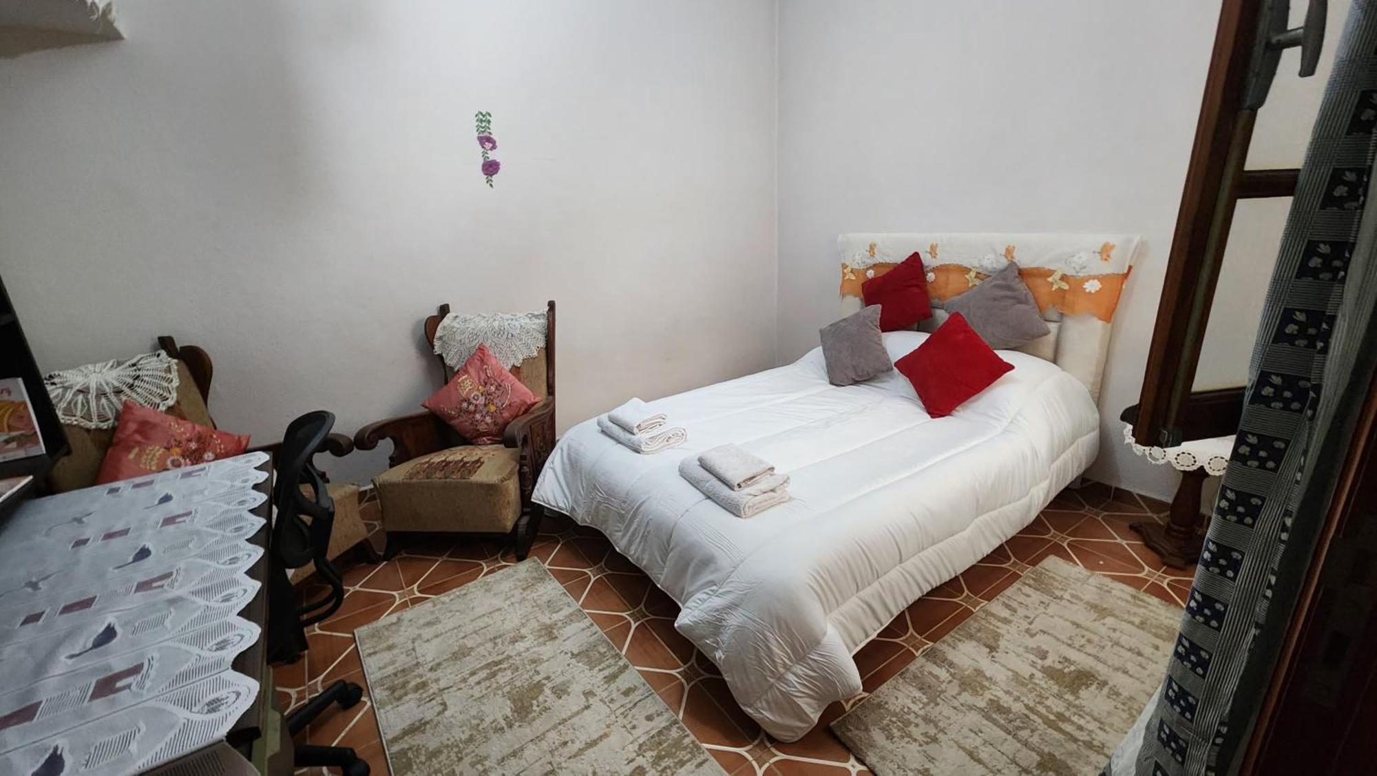 Appartement Riad 5Min A Pied De L'Aeroport Marrakesh Exteriör bild
